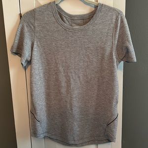 Lululemon athletic top